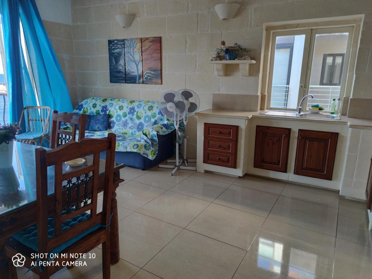 Seafront Two Bedroomed Apartment In มาร์ซาลฟอร์น ภายนอก รูปภาพ
