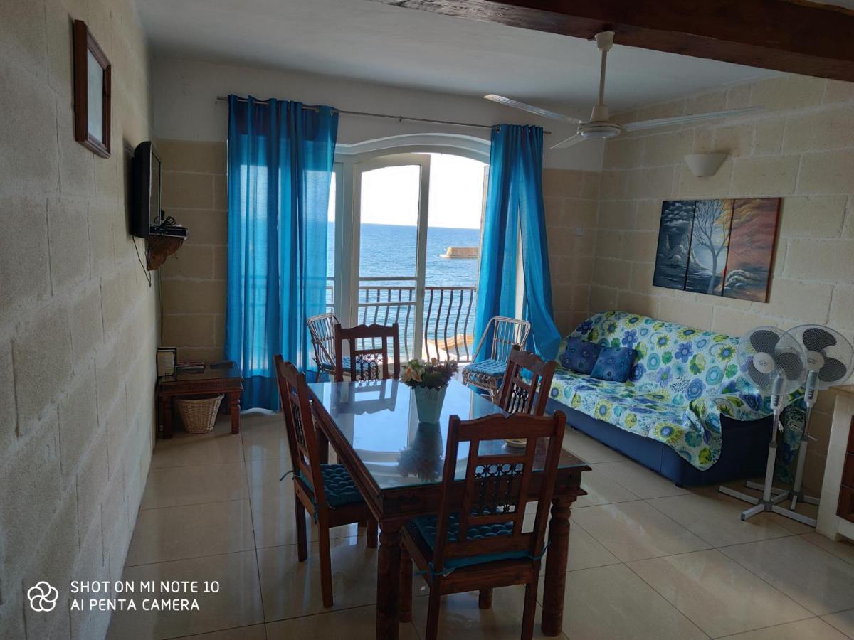 Seafront Two Bedroomed Apartment In มาร์ซาลฟอร์น ภายนอก รูปภาพ